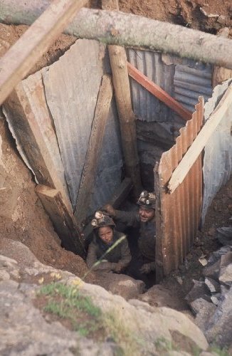 Sonya Carruthers and Don Saunders at the digging site 1960.