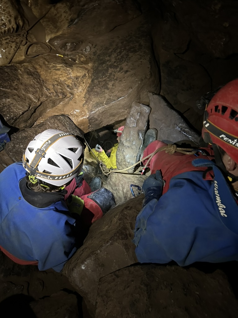 Cavers learning new techniques.